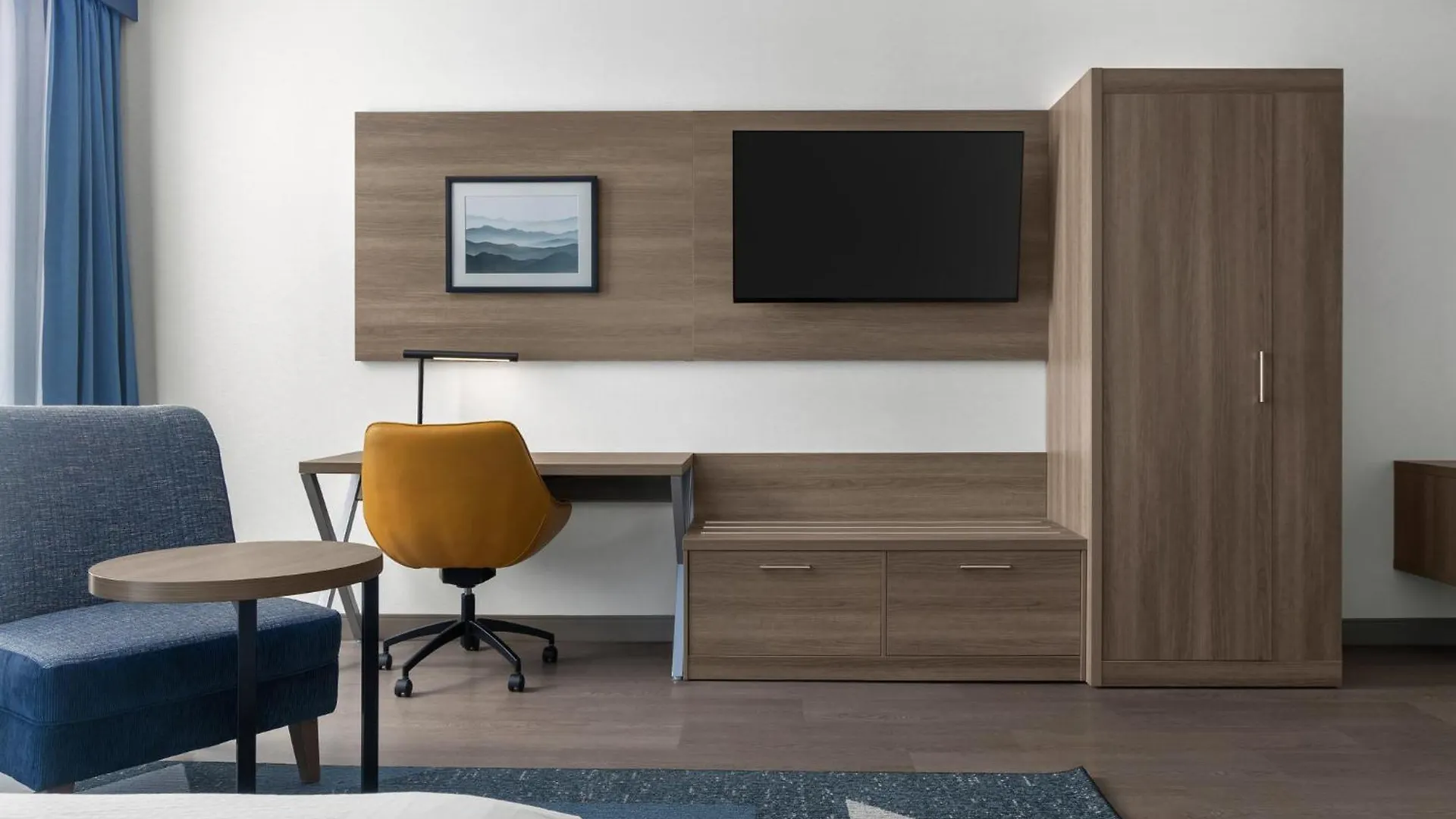 Holiday Inn Express Montreal Airport - St-Laurent By Ihg 2*,