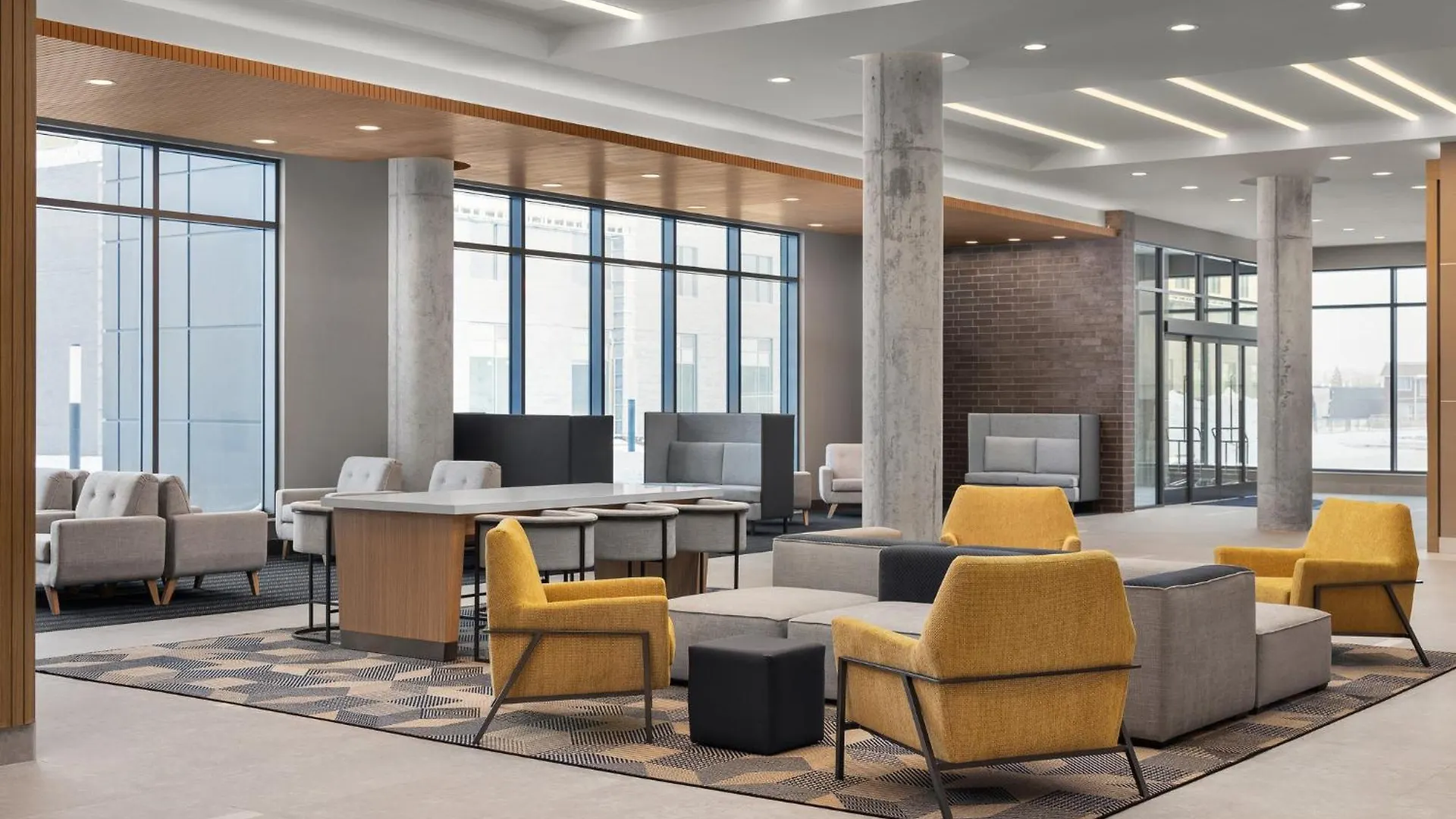 Hotel Holiday Inn Express Montreal Airport - St-Laurent By Ihg